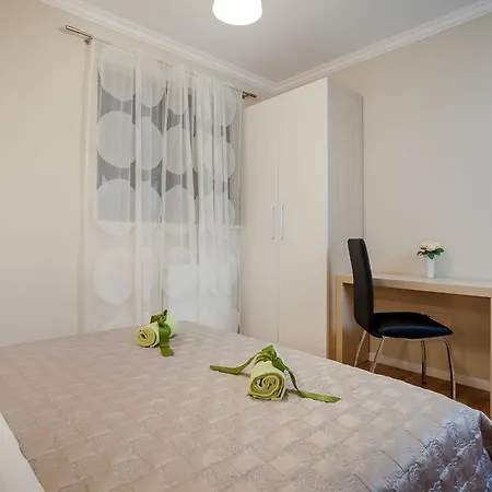 Medak Zrnovnica Apartman
